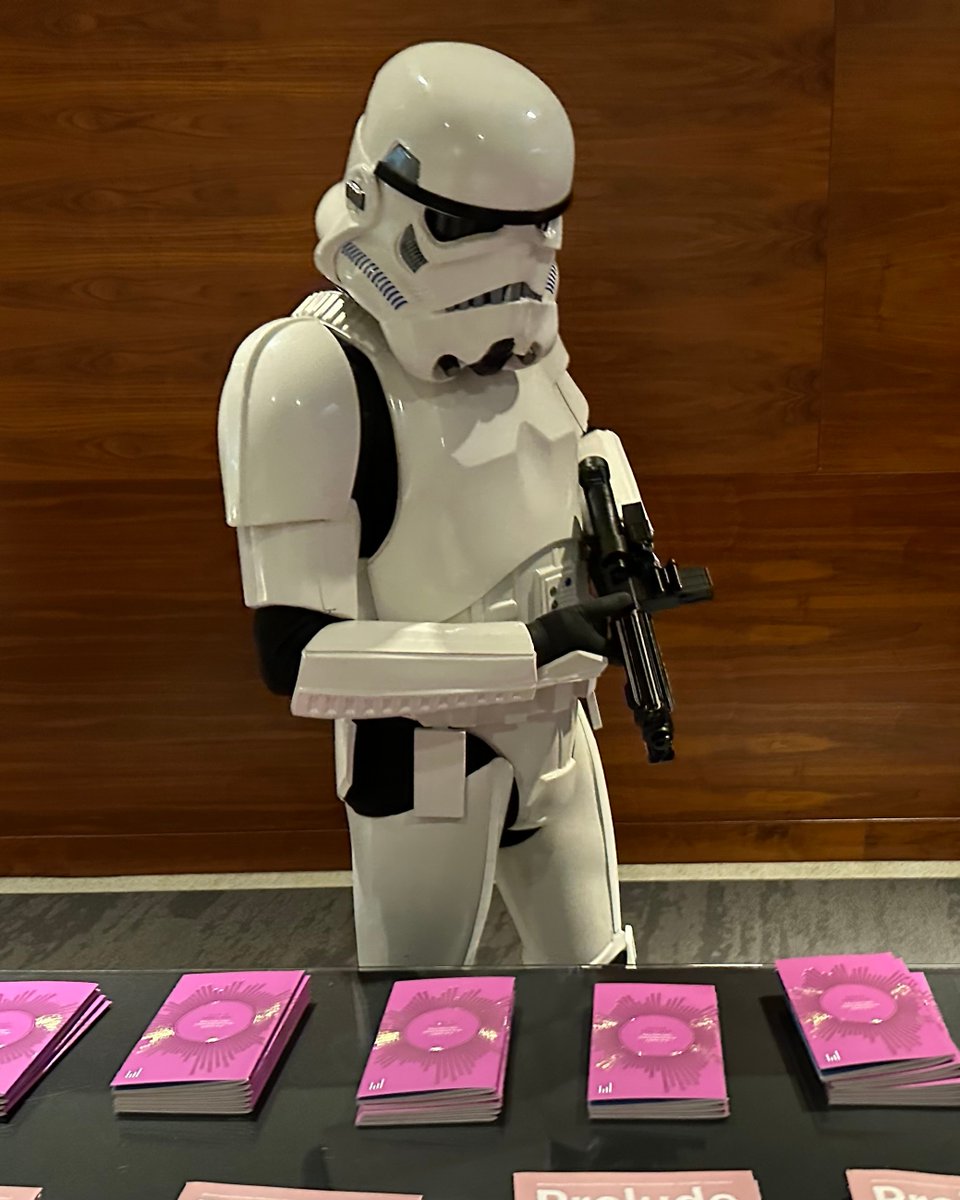 #TBT to last season's Star Wars: A New Hope in Concert as we get ready for Sci-Fi Spectacular this weekend! 👽 🚀

Already have your Sci-Fi tickets? Come dressed to impress for our COSTUME CONTEST! Share a photo and tag us on Instagram @calgaryphil to enter a prize draw.