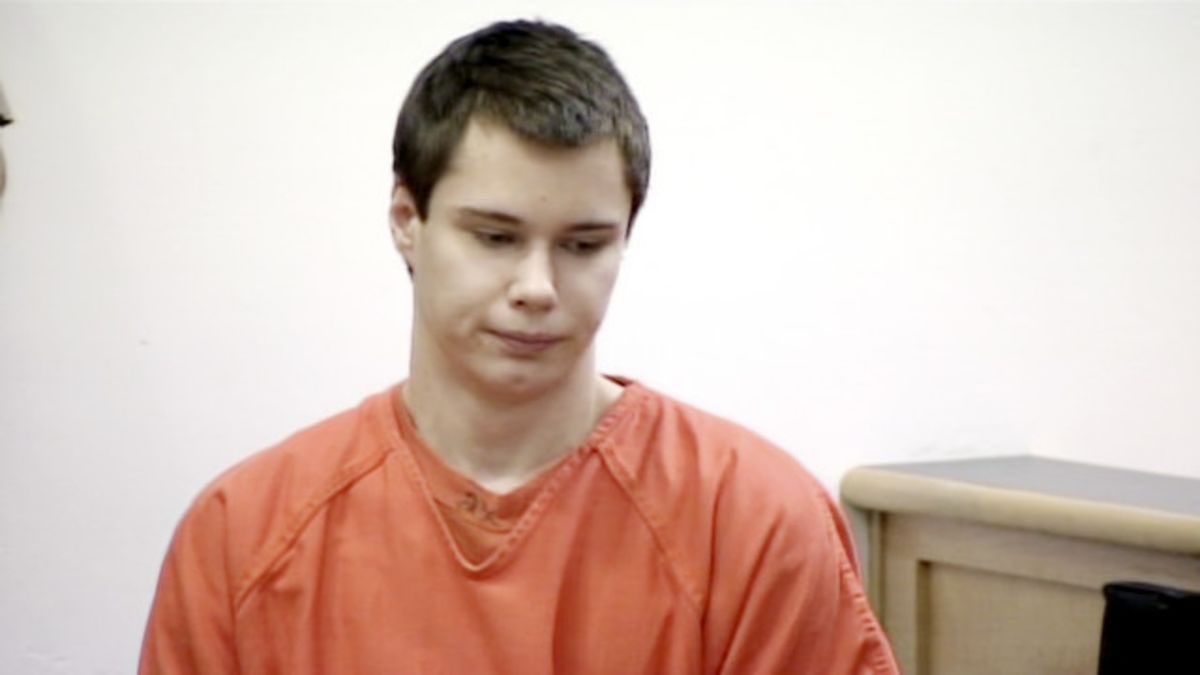 EvilMenPod's tweet image. E162: The Barefoot Bandit

Colton Harris Moore was a Washington teen who became infamous for breaking into homes, stealing things and then drawing himself a damn bath. 🛀 

Then he stole a plane and flew to the Bahamas. Enjoy!

From @thesonarnetwork: thesonarnetwork.com/evil-men/episo…