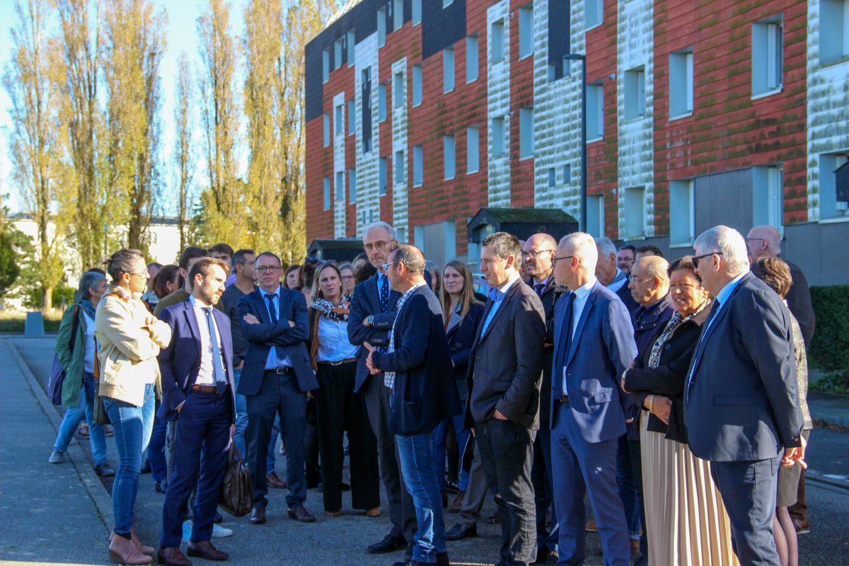 <a href="/AggloFecamp/">Agglo Fécamp Caux Littoral</a> signait hier à Fécamp ▶Contrat de ville "Engagement quartiers 2030",▶Convention Territoriale Globale (+dispositif crèche à vocation d'insertion pro), avec <a href="/Prefet76/">Préfet de Normandie et de la Seine-Maritime</a> <a href="/ANCTerritoires/">Agence nationale de la cohésion des territoires</a> <a href="/Caf76_actus/">Caf Seine-Maritime</a> <a href="/VilleDeFecamp/">Ville de Fécamp</a> et de nombreux cosignataires et partenaires. 🤝👨‍👩‍👦‍👦