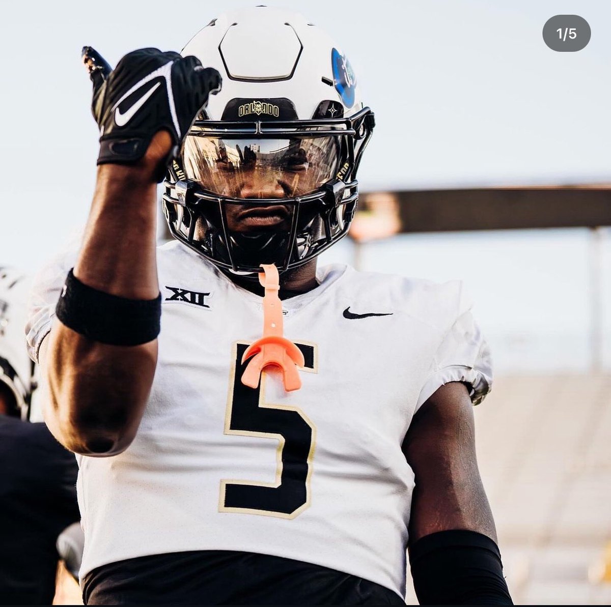 Blessed and honored to receive an offer from the university of central Florida ! <a href="/MosleyDolphinFB/">Mosley Football</a> <a href="/UCF_Football/">UCF Football</a> <a href="/AdebanjiBamide1/">Banji Bamidele</a> <a href="/Andy_Villamarzo/">Andy Villamarzo</a> <a href="/Bottom11_55/">Coach Carter</a> <a href="/CoachWilliams_7/">Addison Williams</a>