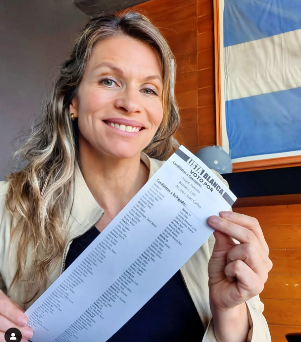 Trabajamos con dedicación para que Bariloche crezca con energía, eficiencia y transparencia. Sigamos mejorando los servicios que impulsan el bienestar de las familias.

Con tu apoyo, hay un futuro más conectado y proyectos que beneficien a todos.

Este Sabado  Lista Blanca #CEB