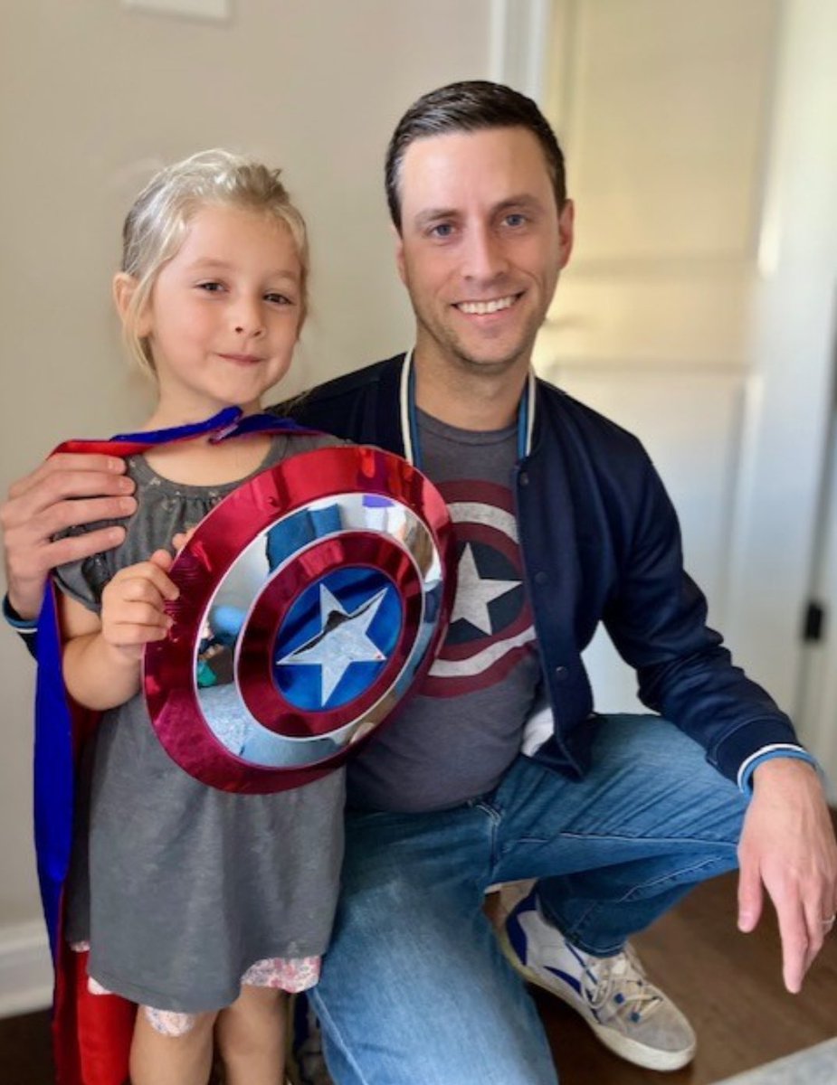 Get to know our faculty! Scott Borgetti MD is APD for both our IM and ID.
- Work interests: Transplant ID, ASP and IC
- Hobbies: Sports! NBA basketball and Chicago baseball at the top of the list. Going to concerts. Comic books. Spending time with my family.