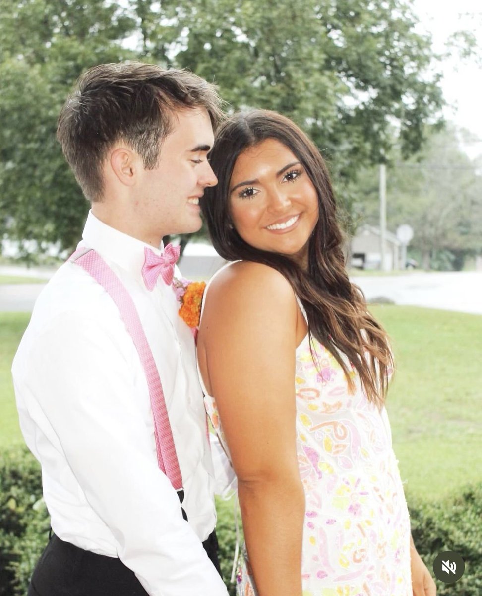 alyceparis's tweet image. Can we get a little commotion for @keleigh_stiles in her hand-beaded ALYCE Paris dress for her senior homecoming?! 🩷🔥💛

She is wearing AP Style 4881 in the color Ivory/Multi

#alyceparis #designerdress #seniorhoco #minidres #beaded
