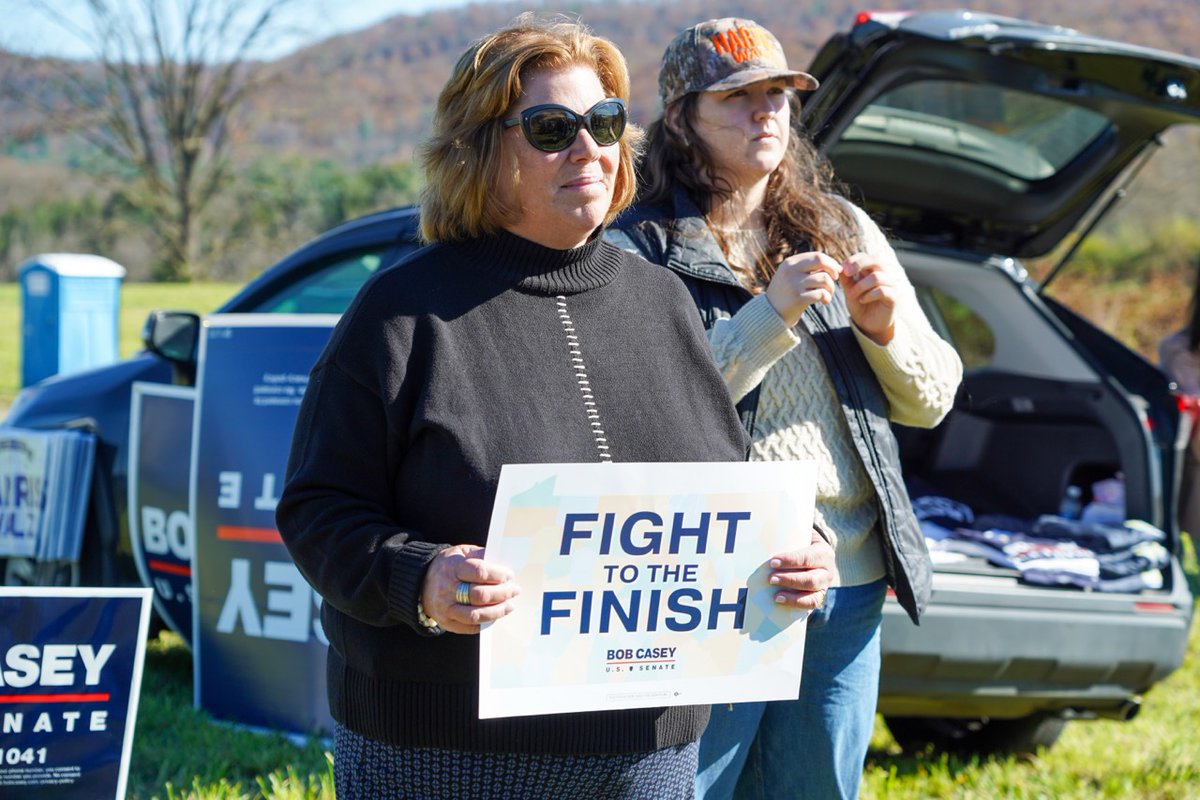 Bob_Casey's tweet photo. I’m fighting to support our farmers and communities in Central PA. 

It’s great to be in Centre County. https://t.co/osFqfriCkE