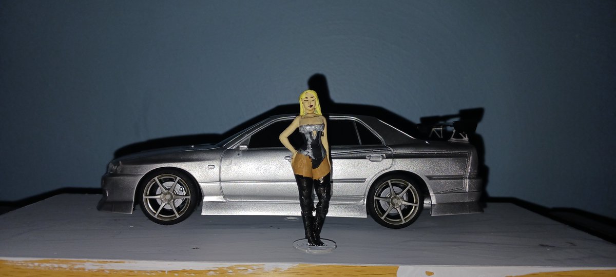 michellejosph's tweet photo. @BebeRexha i made a figurine of you and a replica of the skyline from  the chase it music video https://t.co/NgzxOhF2YR