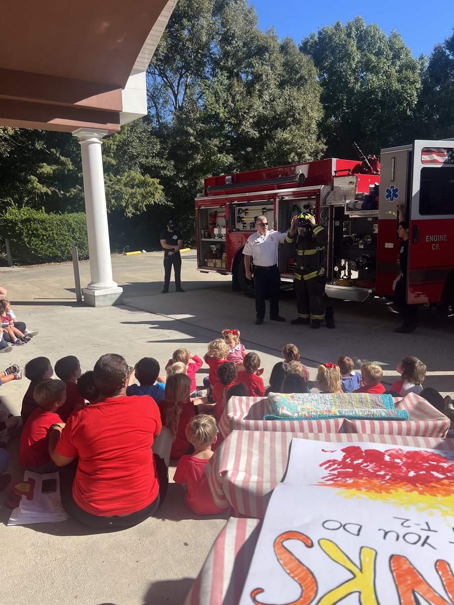 stfd2_PIO's tweet photo. We had a great time with our friends at Planet Kids. Thank you for letting us come out and talk about fire safety. https://t.co/fYXjDW198v