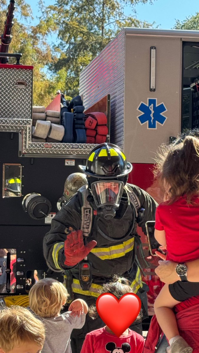 stfd2_PIO's tweet photo. We had a great time with our friends at Planet Kids. Thank you for letting us come out and talk about fire safety. https://t.co/fYXjDW198v