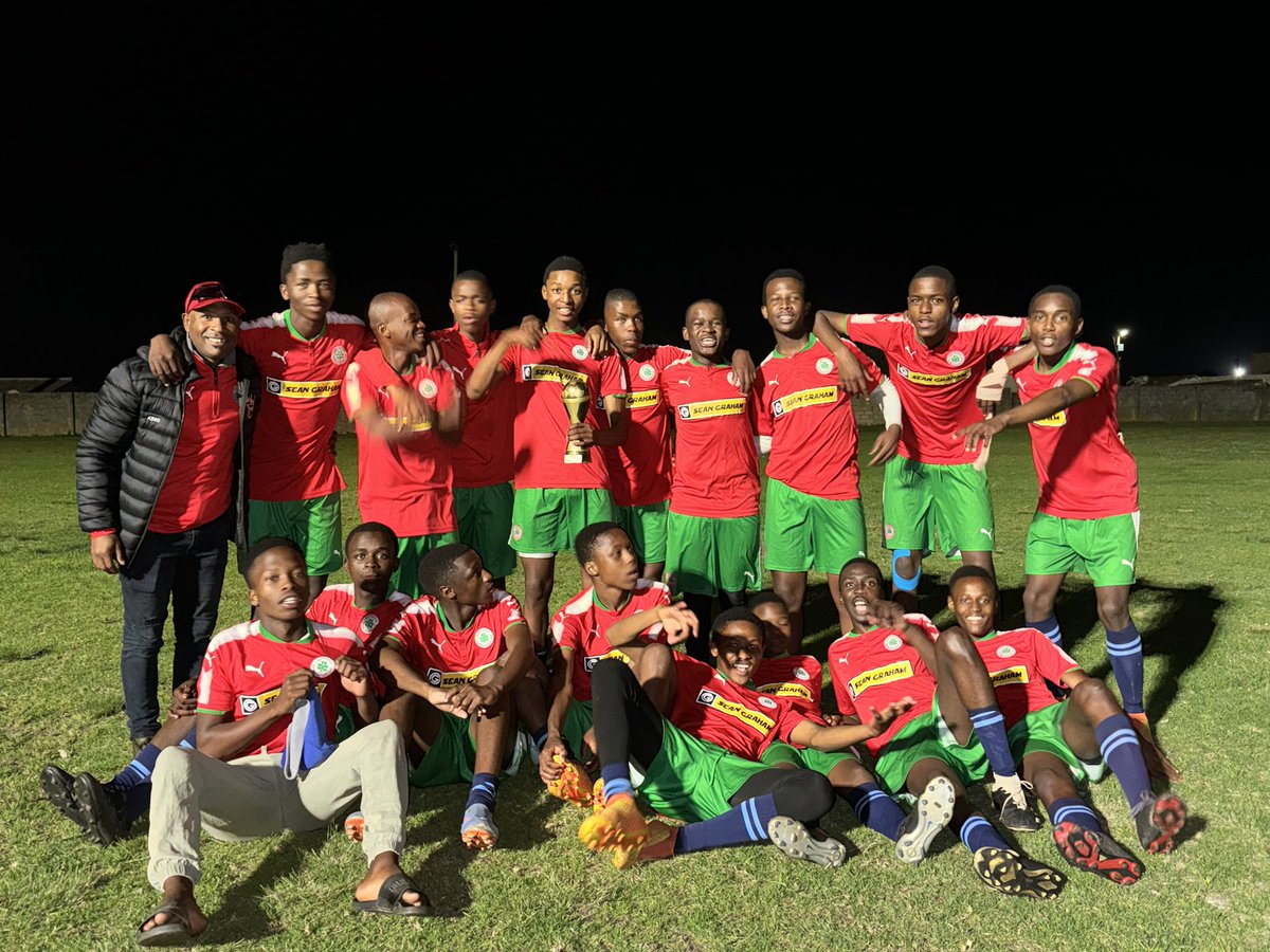 Rcitybelfast's tweet photo. 🇿🇦⚽️ 3-3 after full time &amp; Thembalethu win on pens ⚽️
Unbelievable night in the heart of Thembalethu community 💙
#PeaceOffice #RCITY #MyChoice @cliftonvillefc https://t.co/tJfxOhWqQu