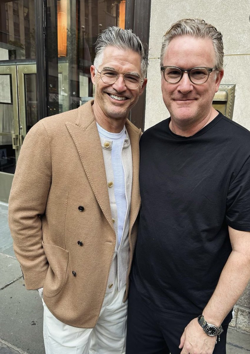 Eric Rutherford (@ericruoderford) on Twitter photo Ready for Fall and a great <a href="/toddsnyderny/">Todd Snyder</a> show * One of my fav moments during #NYFW <a href="/modehunter/">MODEHUNTER</a> #toddsnyder #menswear #tailoring
#fypageシ Ready for Fall and a great <a href="/toddsnyderny/">Todd Snyder</a> show * One of my fav moments during #NYFW <a href="/modehunter/">MODEHUNTER</a> #toddsnyder #menswear #tailoring
#fypageシ
