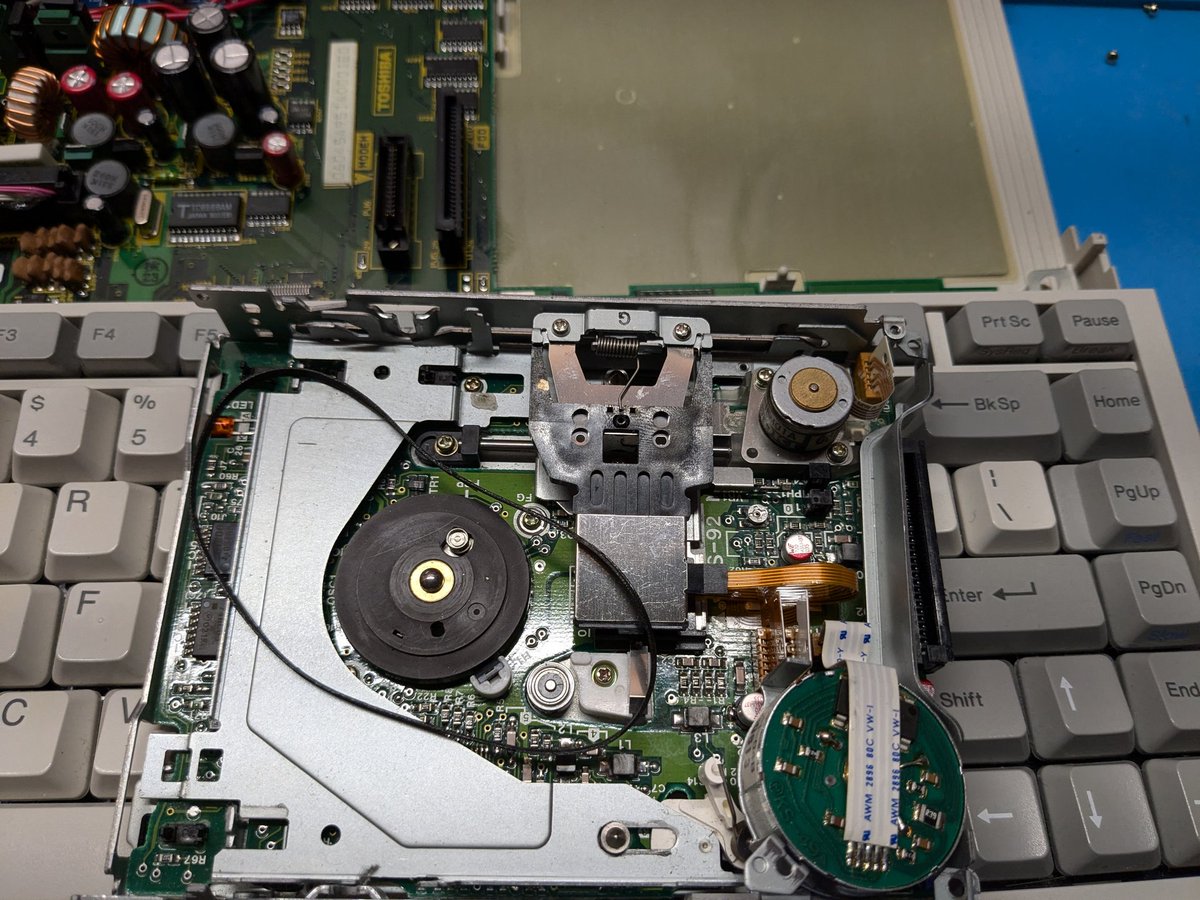 techknight tweet media