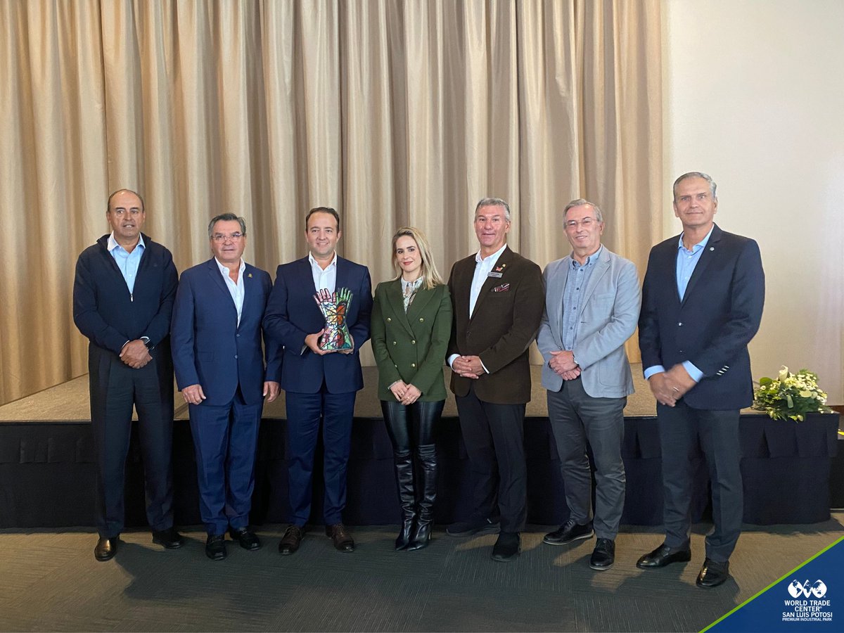 WTCIndSLP's tweet photo. We had the pleasure of hosting an exceptional event alongside @COPARMEX_SLP and @CPKCrail, where we delved into crucial topics from nearshoring to CPKC's expansive rail network and vital trade routes. We also highlighted the strategic advantagesof @NASCONetwork
#SEDECOSLP #WTCSLP https://t.co/5yEgXnOUH0