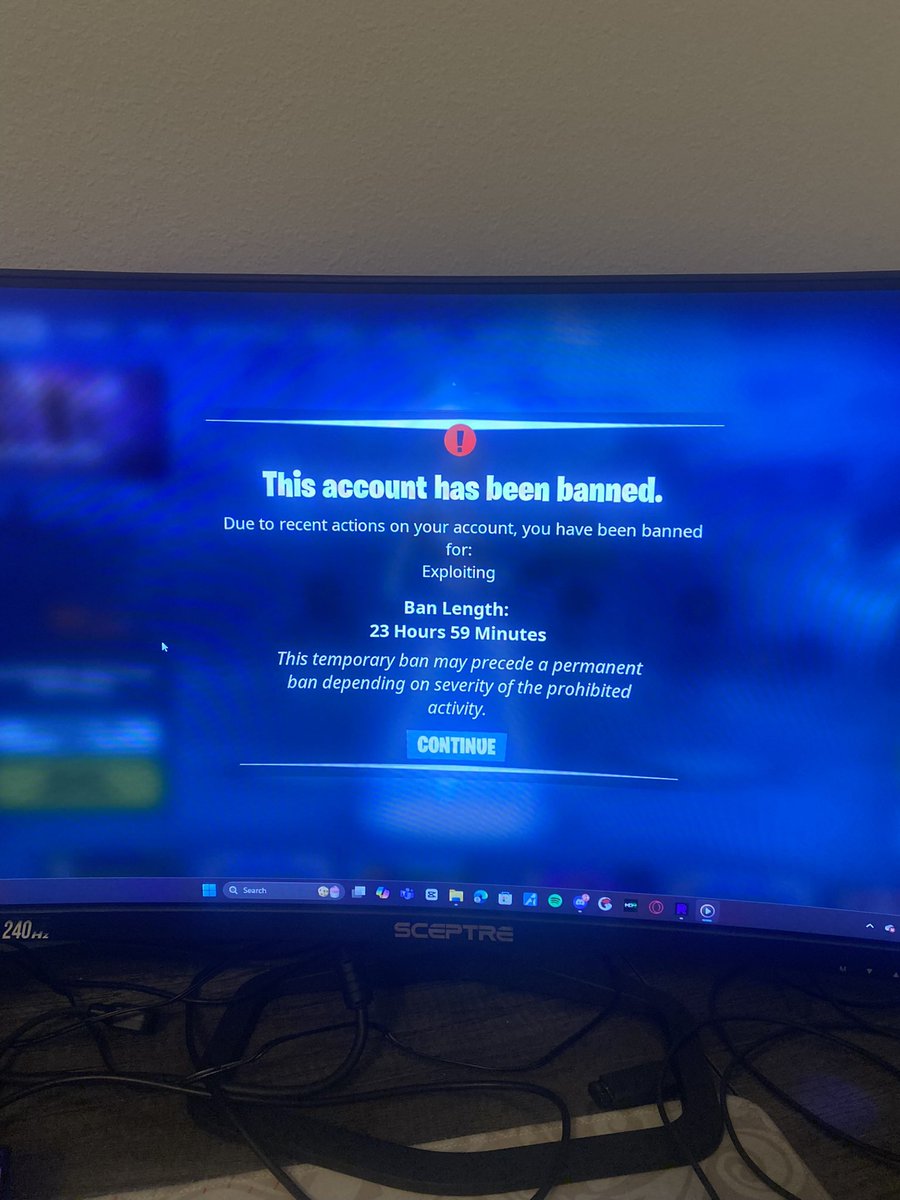 WhosPabloo's tweet photo. @FortniteGame u banned me for no reason. it’s no longer 24 hours. ITS PERMANANT. fix it https://t.co/oqRxKaD2IJ