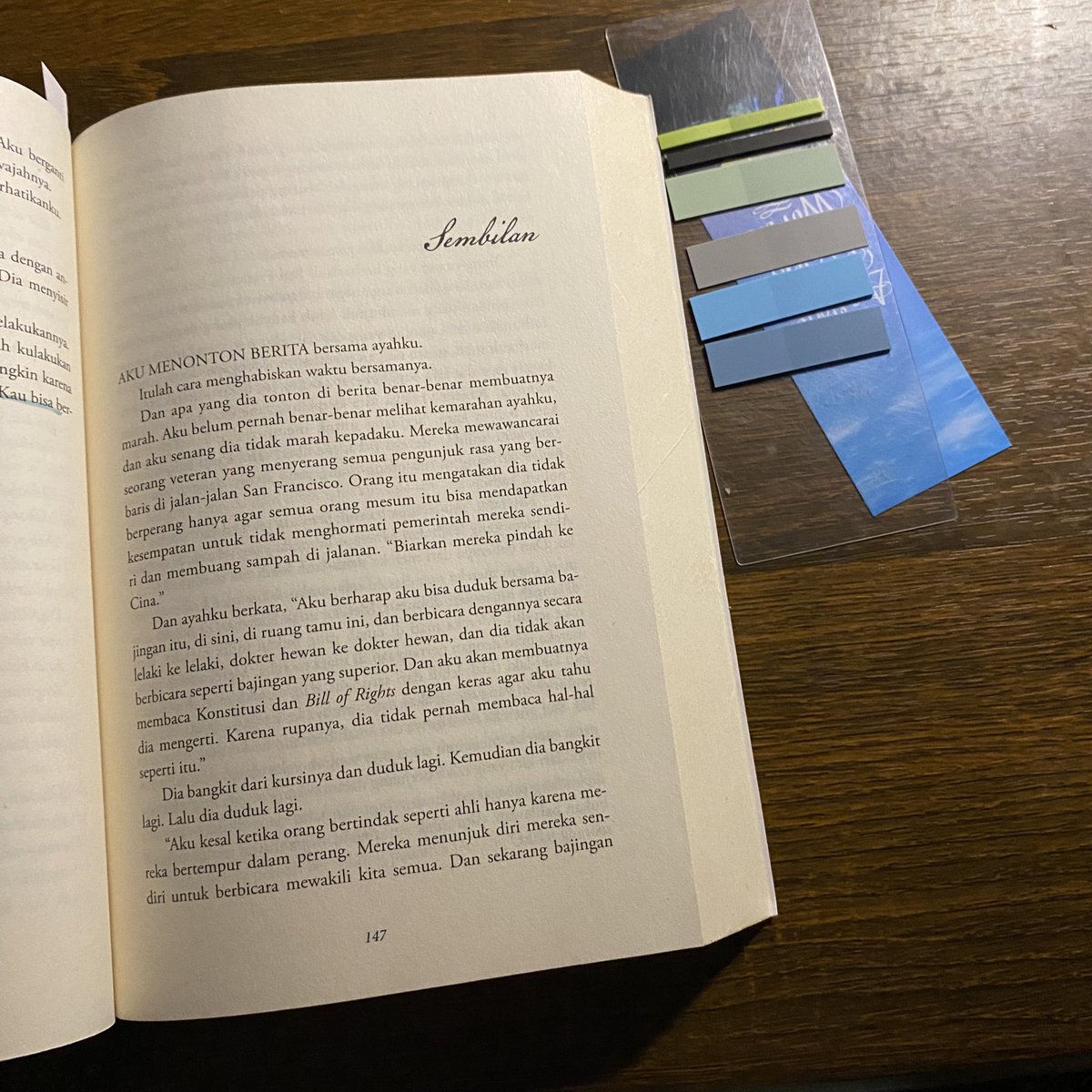 bookwormdaily tweet picture