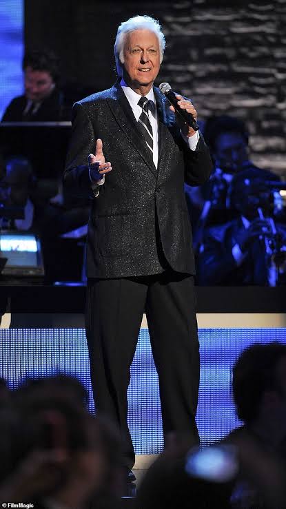Wh_So_Serious's tweet photo. Jack Jones, the legendary singer best known for the theme song of "The Love Boat," has passed away at the age of 86 after a courageous battle with leukemia.
His contributions to music will always be remembered.
#JackJones #TheLoveBoat
#RIPJackJones #RIP
#BreakingNews https://t.co/rHKapBGJMl