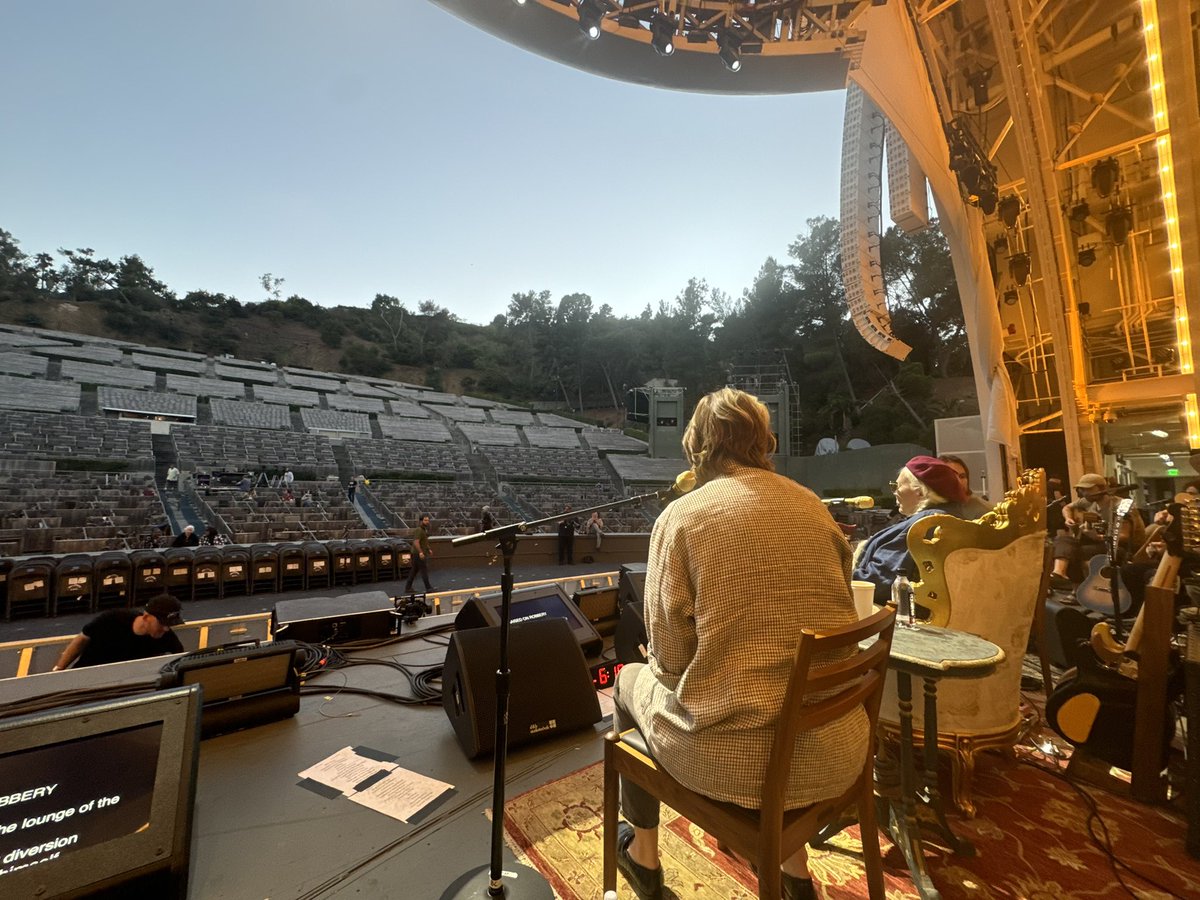 ilovelucius's tweet photo. We’re IN THE CLOUDS… And we’re never coming back down. Not EVER. no words could ever do justice to what this artist, group of musicians, experience, life-affirming-magical-ride has given us.. but it’s forever burned in our brains & hearts. Branded. Thank you  @jonimitchell, thank you @brandicarlile the ultimate octopus, pulling us all together, making magic happen, always, and so graciously, so generously. Love you so.

We’ll be digesting this for quite some time, so don’t be surprised for more posts, more words, more emotions to come.

Oh, and Jess’ belly was baptized by Joni & @eltonofficial! Brandi bets he’ll come out singing!

📸: 1 @CelisseMusic and 2 & 3 Mathieu Bitton