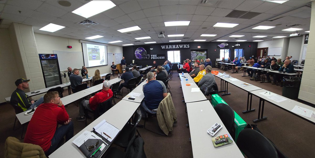 I had an awesome day with the Wisconsin Sports Field Managers!
We did electronic troubleshooting inside and hydraulic troubleshooting outside.
We also talked paint and seed!
Super group! 
#psuirrigation 
#psuturf 
#psuplantscience