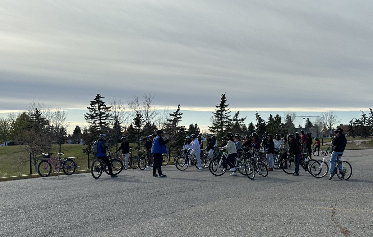 Youth en Route tweet media