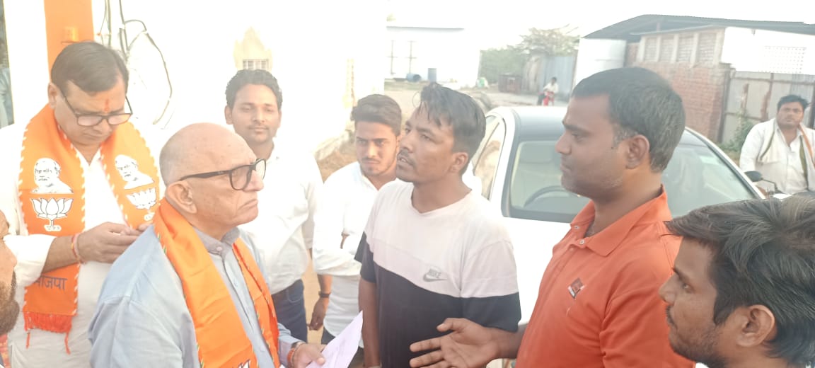 <a href="/TheUpenYadav/">Upen Yadav (मोदी का परिवार)</a> <a href="/BhajanlalBjp/">Bhajanlal Sharma</a> आखिर #PTI_vacancy कब तक,गांव, ढाणी मांगे खेल, खिलाड़ी मांगे PTIओलम्पिक मैडल का सपना साकार करना
प्रत्येक विद्यालय मे PTI लगाना है 
#PTIभर्ती_को_भी_कैलेंडर_मे_शामिल_करोआज दौसा में मुख्यमंत्री जी, किरोड़ीलाल मीणा जी  को ज्ञापन दिया है आजबेरोजगार युवाओं ने<a href="/TheUpenYadav/">Upen Yadav (मोदी का परिवार)</a> <a href="/alokrajRSSB/">Alok Raj</a>