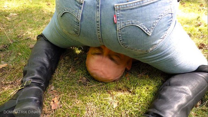 If you like facesitting, blue jeans, human furniture, and outdoors FemDom, then this is the video for<a href="/tag/footfetishfriday"class="tags"><span>#footfetishfriday</span></a>