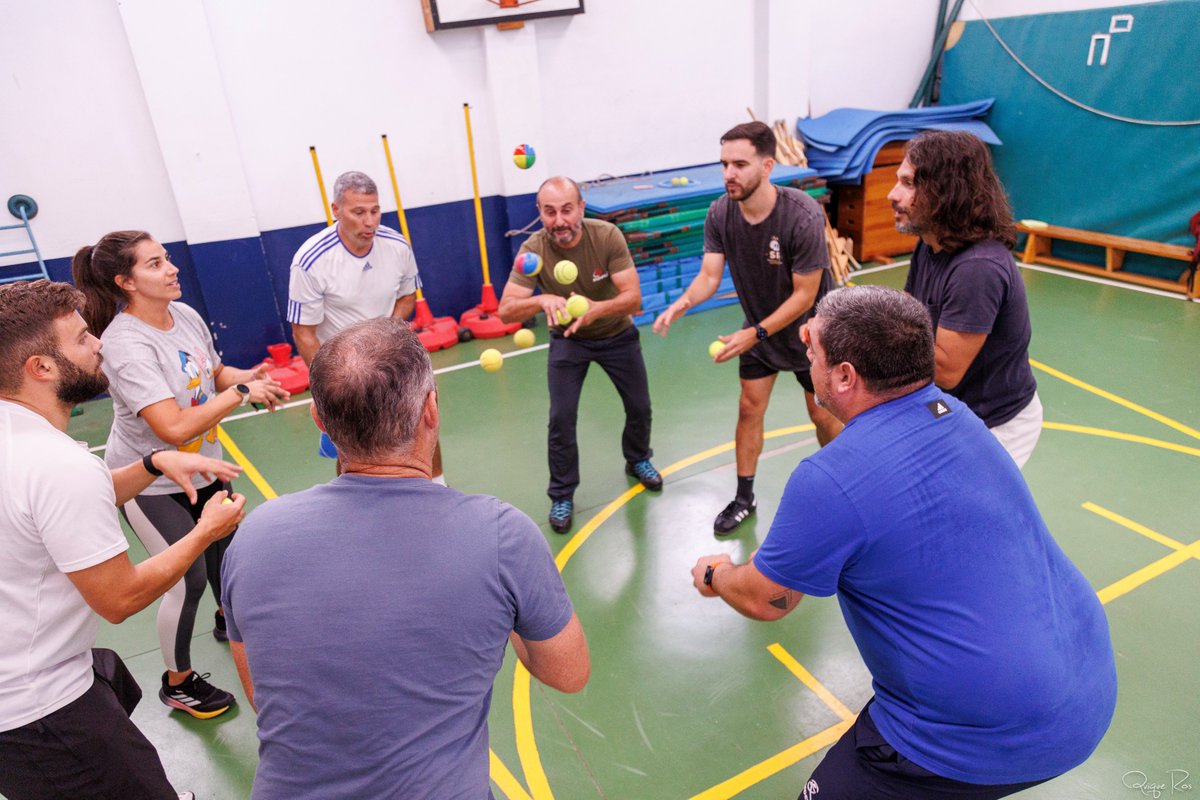 enesma's tweet image. Después de tres días llenos de Actividades Corporales Intencionadas solo queda decir: ¡Gracias @Angel_P_Pueyo ! 
#EstiloActitudinal