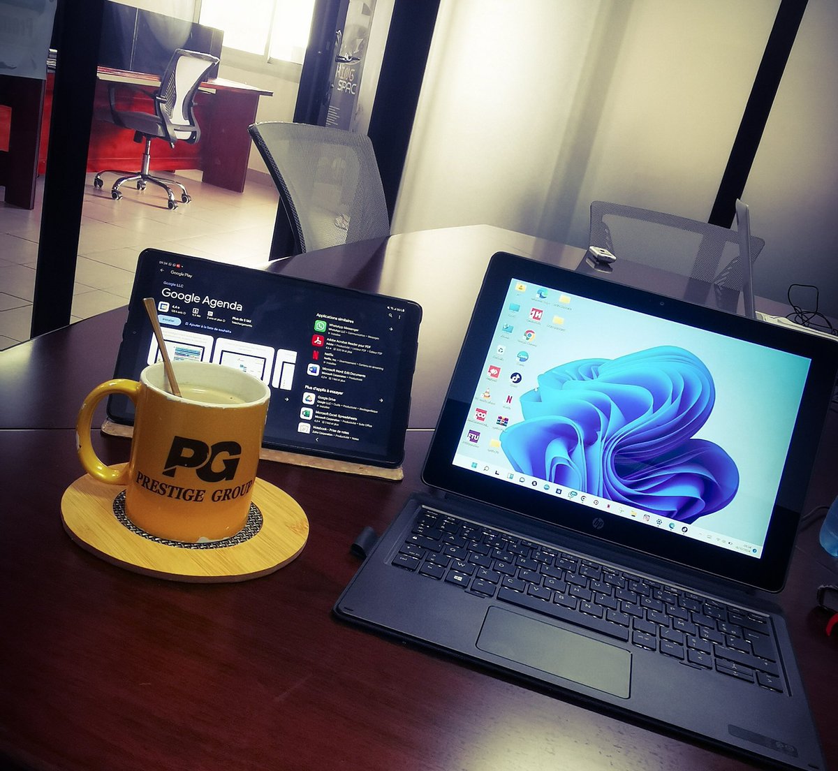 PGCowork's tweet photo. PRESTIGE GROUPE COWORKING

Votre espace pour travailler calmement. Avec groupe électrogène et connexion internet ultra-rapide.

Makepe carrefour BM
Resa &amp; info ici https://t.co/UTdCcvqs9A https://t.co/S8yP0iX9oz