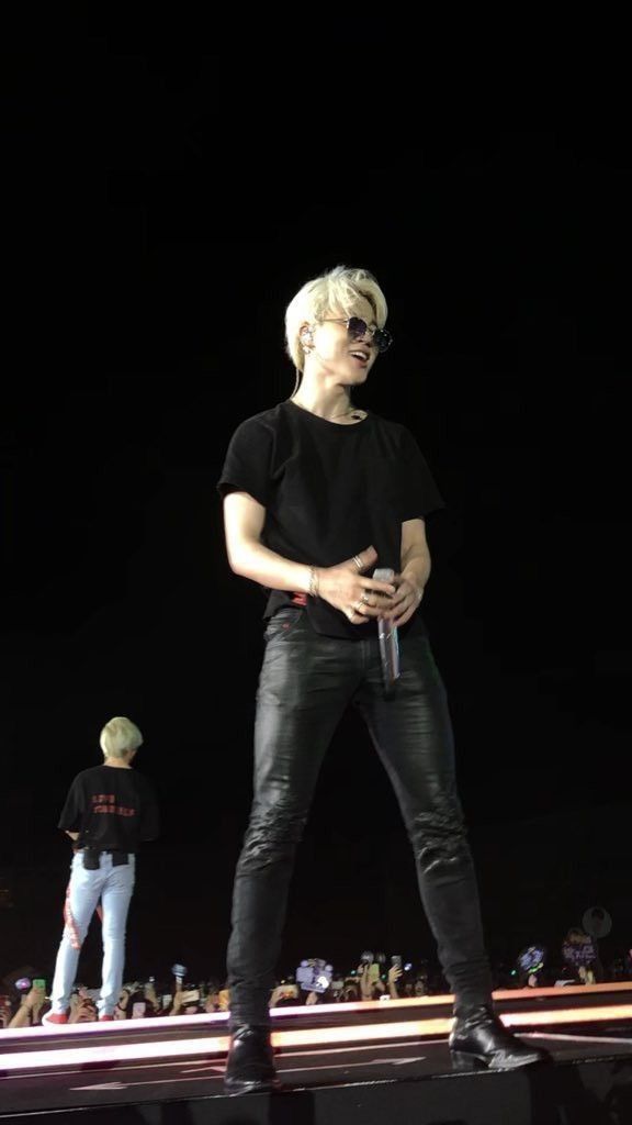 jiminscenic's tweet photo. The blonde hair, the all black fit, the glasses , Park Jimin you're such an Icon https://t.co/IvGguAzPqe