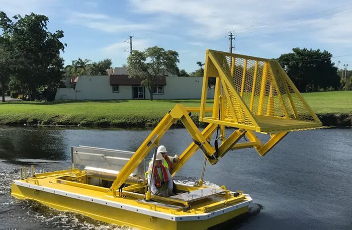 WisconsinCTC's tweet photo. Jane Dauffenbach’s passion for her job and environmental responsibility are evident. Learn how @AquariusSystems is cleaning up waterways worldwide. https://t.co/aNNY3atqJ4 #witrep #smallbiz @WisconsinCTC @MMSD_MKE @UniversitiesWI @SBA_Wisconsin @TheWaterCouncil @EPAResearch https://t.co/l0jO7nnVcv