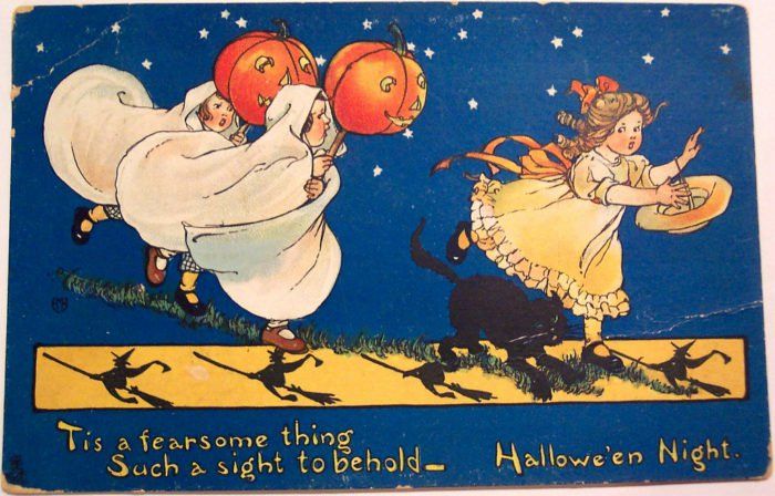 Weird Christmas tweet media