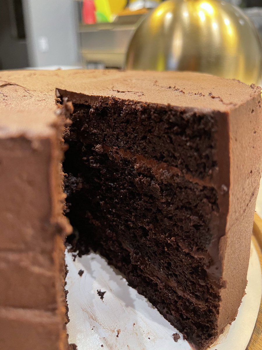 MSKMarSol's tweet photo. Started watching Bake Off a little late this season, but made up for it by baking this triple chocolate cake in honor of Cake Week! π«π° #GreatBritishBakeOff #CakeWeek https://t.co/nzjGji0cSr