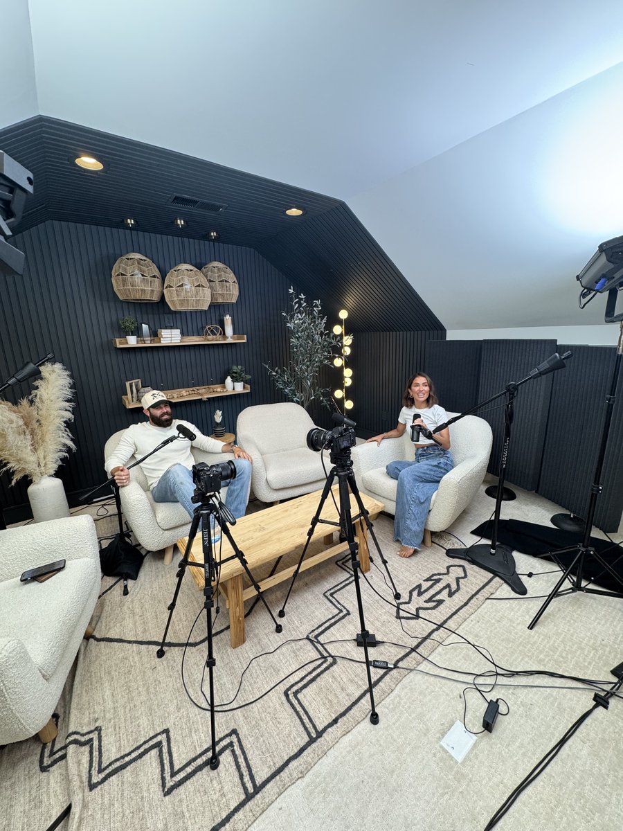 Had a great time hanging with <a href="/kaitlynbristowe/">Kaitlyn Bristowe</a> on the Off The Vine Podcast. Listen here:  jordandavis.lnk.to/OffTheVine