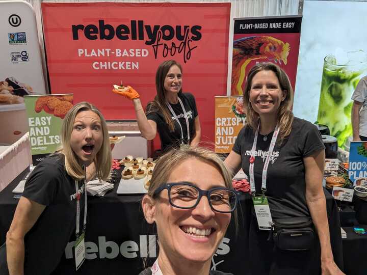 Rebellyous (@rebellyousfoods) on Twitter photo Have you dreamed of being part of an amazing team making a huge difference in the world? <a href="/RebellyousFoods/">Rebellyous</a> is #hiring an experienced foodservice account manager in the PNW or SE US. Learn more here: seattlefoodtech.bamboohr.com/careers/87. Have you dreamed of being part of an amazing team making a huge difference in the world? <a href="/RebellyousFoods/">Rebellyous</a> is #hiring an experienced foodservice account manager in the PNW or SE US. Learn more here: seattlefoodtech.bamboohr.com/careers/87.