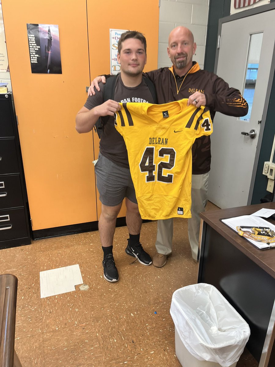 For Senior Night our seniors delivered their jerseys &amp; letters of appreciation to DHS staff members who’ve made an impact on their lives and HS experience. Thank you to all the teachers &amp; staff for your contributions to shaping the young men of Delran Football. #ThankYou #FAMILY