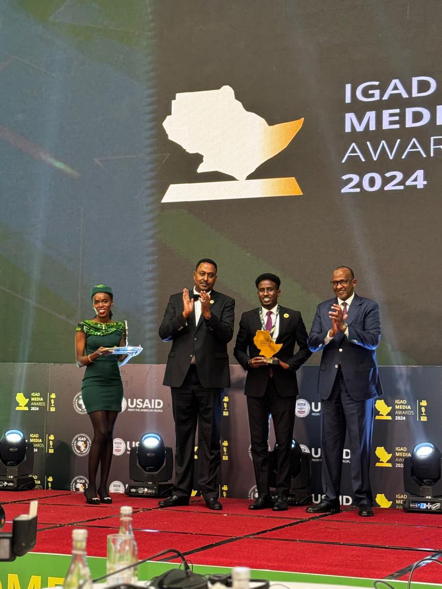 Abdirachiid's tweet photo. I am truly honored to receive the IGAD Media Award. Thank you, @IGADsecretariat, for this recognition and for your efforts in supporting media’s role in shaping positive change. I’m deeply grateful to everyone who has supported me throughout this journey 1/2 @Aynte @AmbGamal https://t.co/KnGLcYqs1w