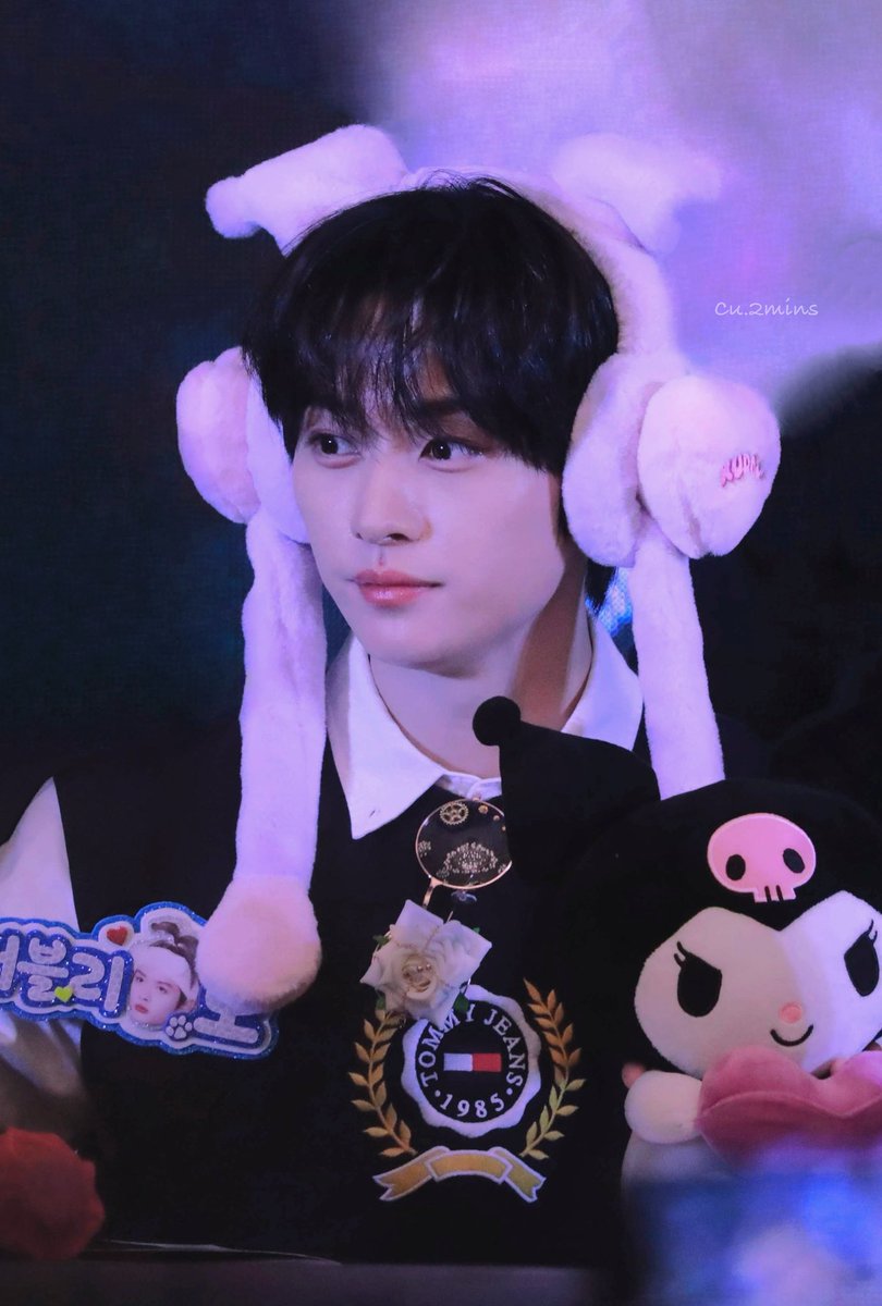 Cu_2mins's tweet image. 🎧💛 𝐇𝐚𝐩𝐩𝐲 𝑳𝒆𝒆𝑲𝒏𝒐𝒘 𝐃𝐚𝐲 ♡ 🐱🍮

#HappyLeeKnowDay
#스트레이키즈  #StrayKids 
#LeeKnow #리노