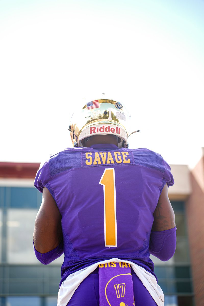 pvamufb_'s tweet image. Rock the Purple Gold❕

🟡 Helmet 
🟣 Jersey
🟣 Pants
🟡 Cleats

#SetYourHomecomingOut | #PVAMUFootball