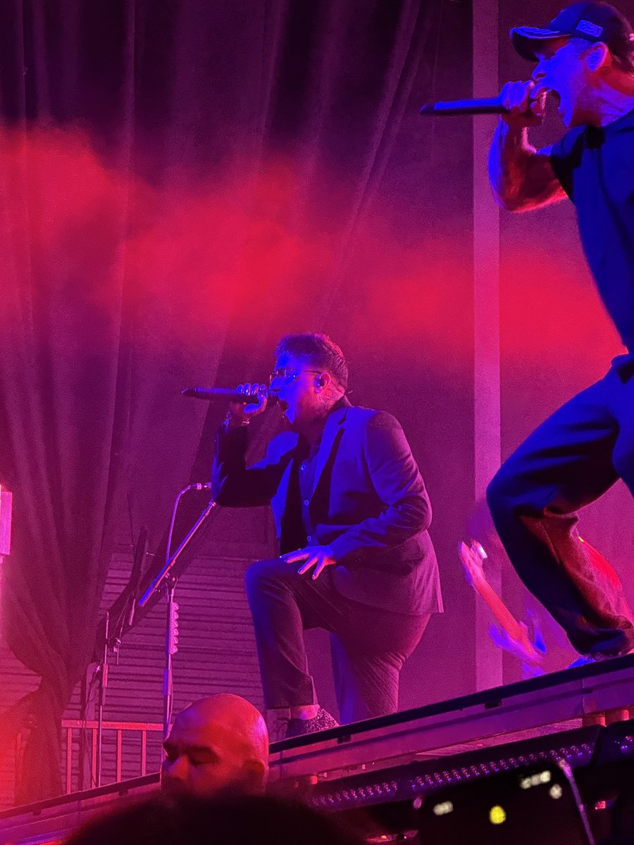 TanielleR23's tweet photo. Dark Sun Protocol SLC didn’t disappoint 🤯🎤 @dayseeker @roryspencer Thank you for a memorable night! #darksunprotocol #dayseeker #SLC2024 https://t.co/1rOYvAei6K