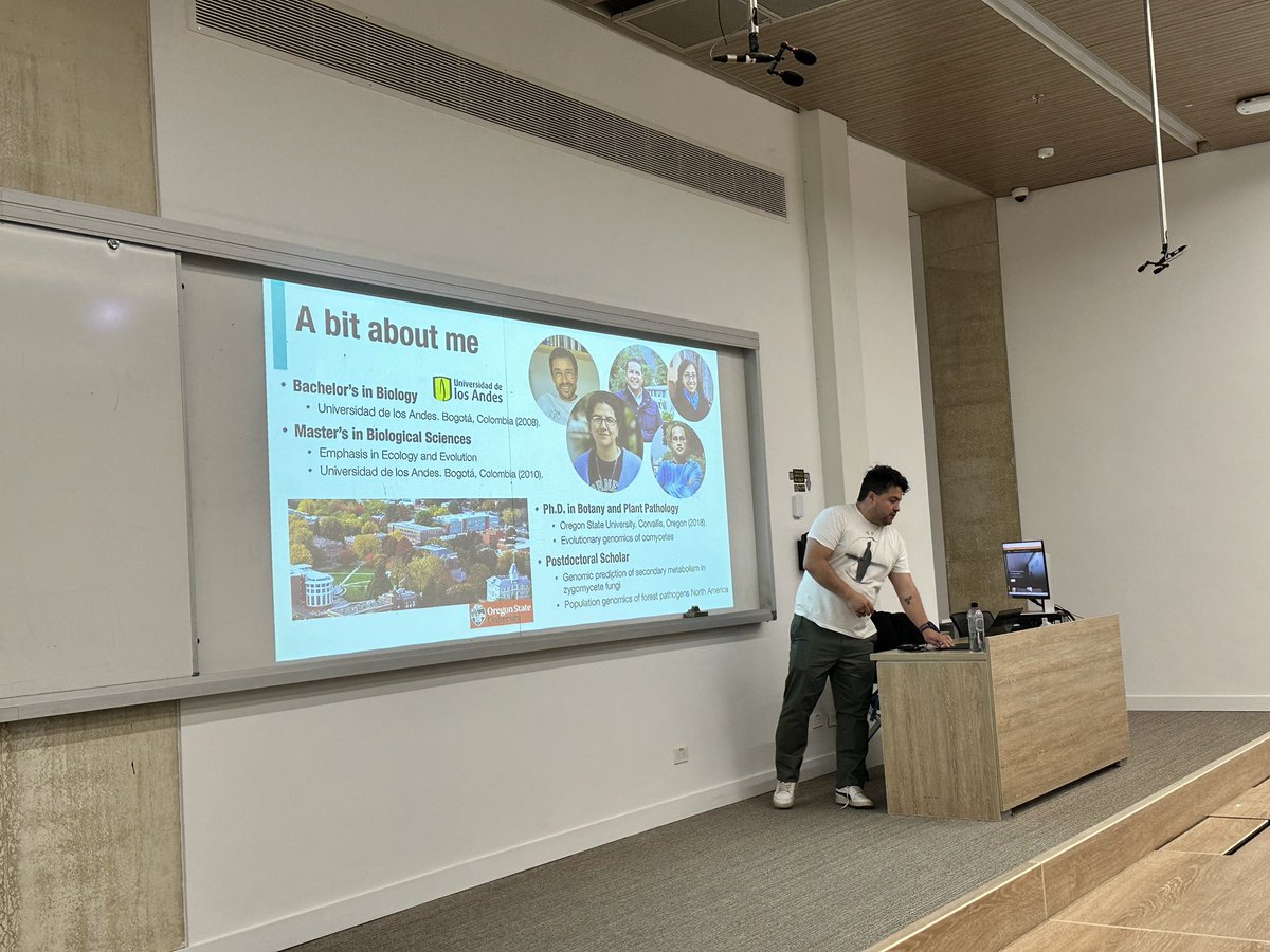 Adriana Bernal (@adrianabernalg) on Twitter photo What a pleasure to have such a smart and nice alumnus visiting us in our department seminar today. Talking about his adventures on the evolution of micro fungi. <a href="/Tabima/">Javier Felipe Tabima</a> <a href="/CienBiolAndes/">DCB Uniandes</a> What a pleasure to have such a smart and nice alumnus visiting us in our department seminar today. Talking about his adventures on the evolution of micro fungi. <a href="/Tabima/">Javier Felipe Tabima</a> <a href="/CienBiolAndes/">DCB Uniandes</a>