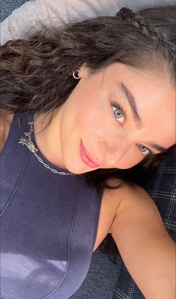 can you believe that this baby will turn 32 in a few hours?! 🥹🩵
 #ayçaayşinturan