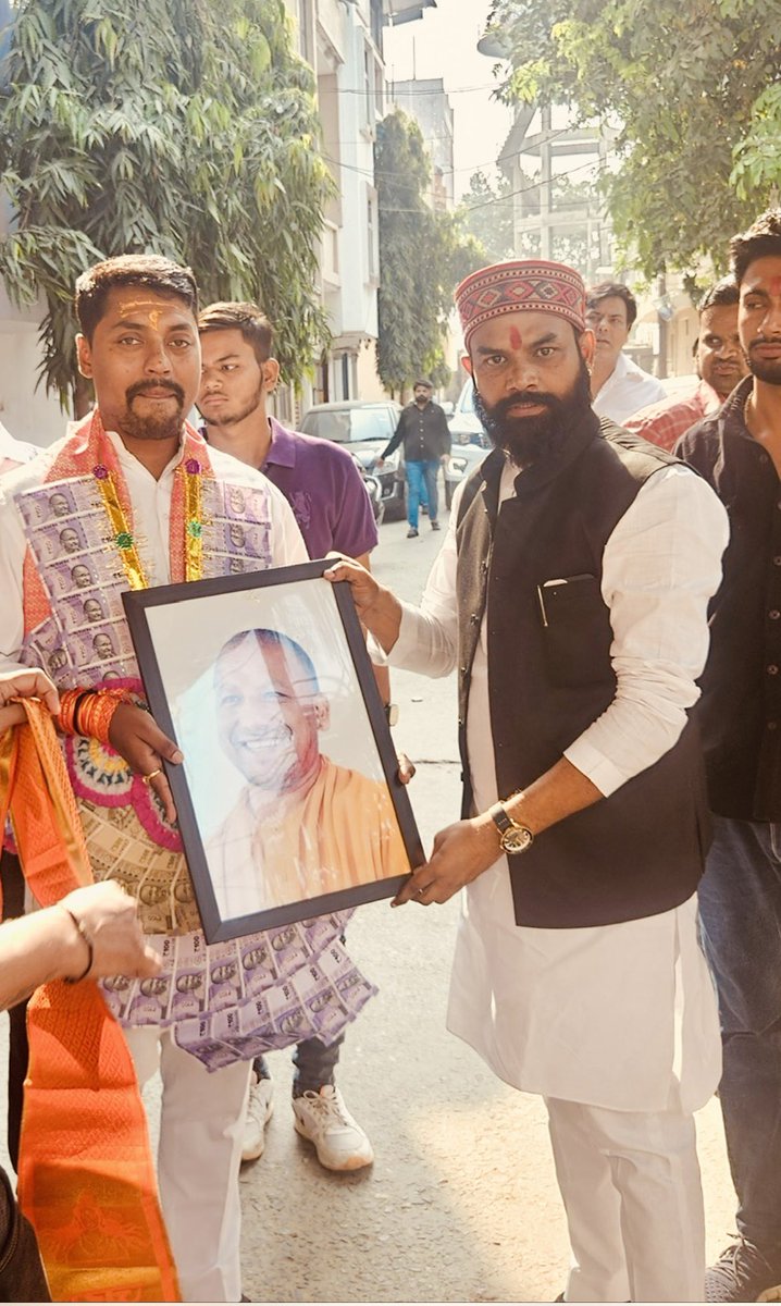 Sandeephindu's tweet photo. #जय_भाजपा_तय_भाजपा 

#भाजपा शीर्ष नेतृत्व द्वारा #खैर_विधानसभा_क्षेत्र से छोटे भाई पूर्व सांसद स्व० राजवीर दिलेर जी के सुपुत्र श्री सुरेंद्र दिलेर जी को #भाजपा_प्रत्याशी बनाए जाने पर हार्दिक बधाई एवं जीत की अग्रिम शुभकामनाएं https://t.co/Br9DY1ok02