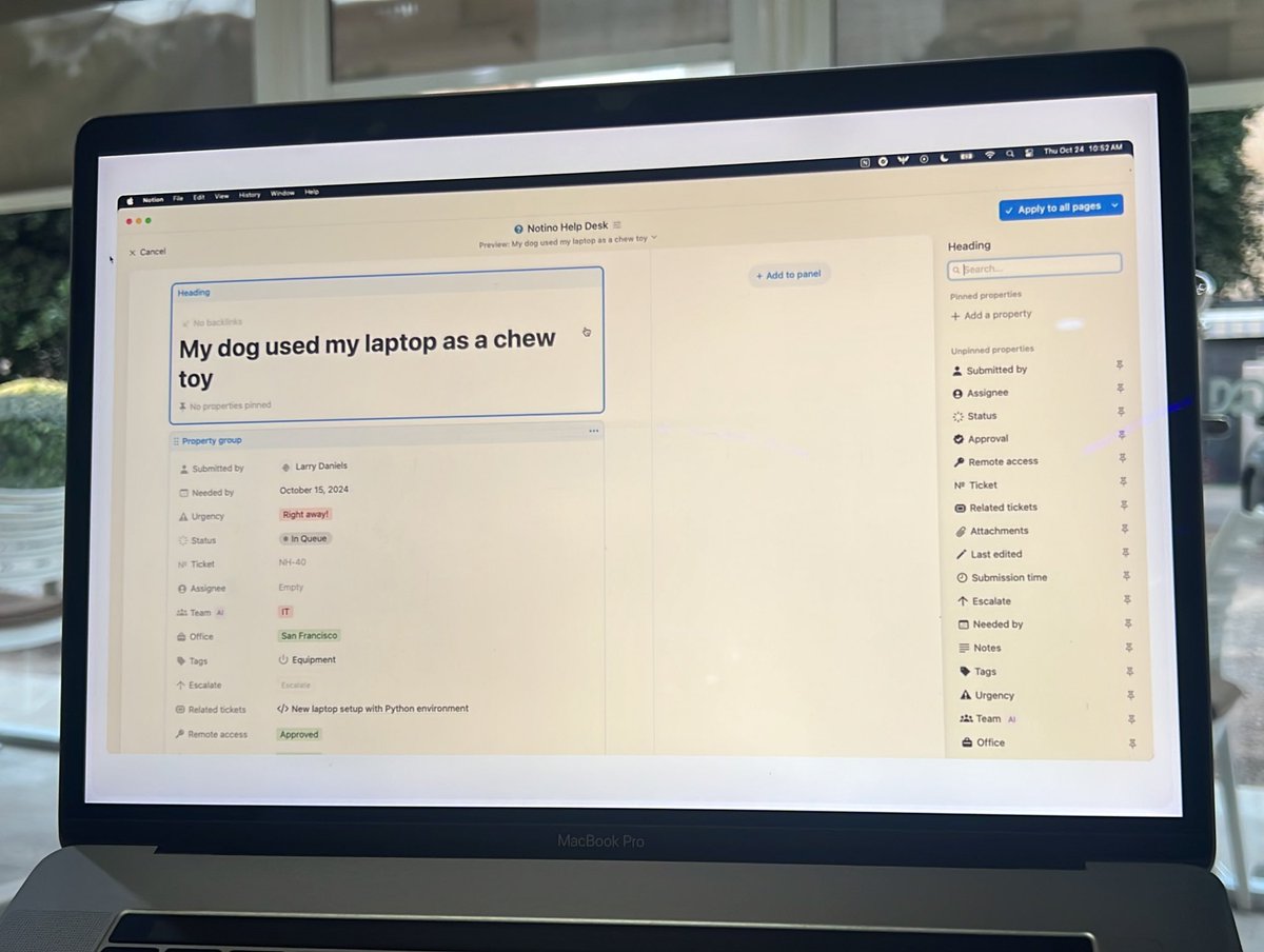 riadhrebei's tweet photo. You can now use layouts depending on your use case #makewithnotion https://t.co/Ce9vhOIwzK
