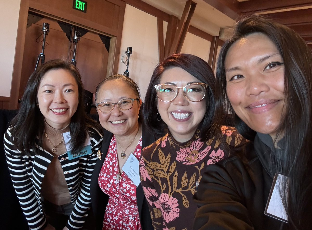 ErbenYoung's tweet photo. We have talked over zoom and send pts to each other … however, first time meeting in person … awesome @MayoGIMFL and #Education #Surgery #Research … let’s fill our ☕️ and 🔋🔋🔋 https://t.co/aQtnGmhmbs