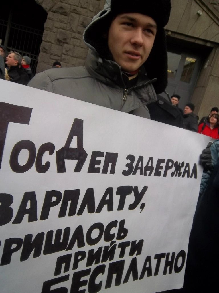wassek96's tweet photo. Когда я пришел на свой первый митинг, я ещё учился в школе. Ни тогда, ни все последующие годы задержаний, штрафов и арестов, мне не приходило в голову обвинять в этом никого, кроме преступников, которые захватили власть в моей стране и лишают её будущего. 

Кац - подлец. https://t.co/3OHdJstjGv