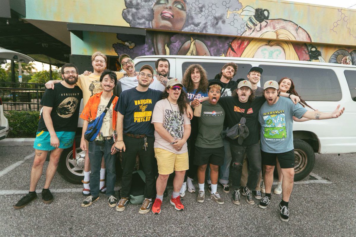 being on tour with these nerds has been one of the greatest joys of my life! gonna miss u all big time, let’s make this another fest to remember 💖 <a href="/arcadia_grey/">Arcadia Gay</a> <a href="/Leisure_Hour_/">Baddie Hour (LP2 Coming 01/30)</a>