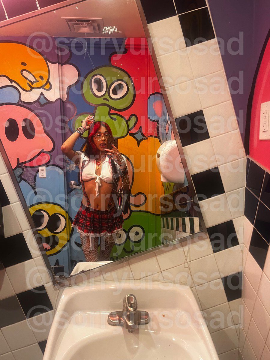 sorryursosad's tweet photo. Halloowweenn almost heree can t wait to show u guys what i will prepare for y'all🫧
Till then don t forget to sub to my vip page
the 🔗 is in comments👇🏻🫧🤭 https://t.co/D9Bi27KRBP
