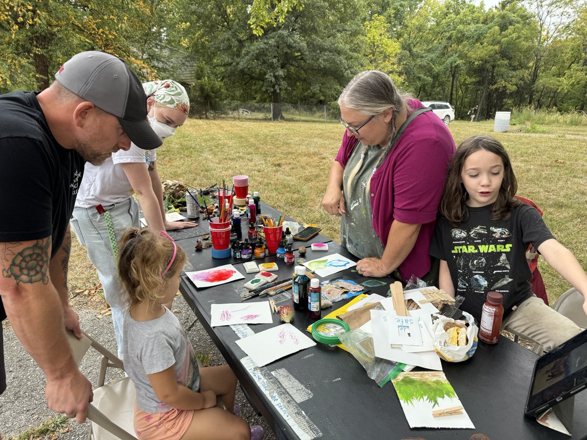 HCA_KC's tweet photo. Join us this Saturday, October 26th, at Heartland Overlook Preserve for a fun-filled morning of family-friendly restoration and exploration! 🌳💚

For details and to register, check out this link: https://t.co/ToZzhoIxH8 https://t.co/XwAHdBqGhD