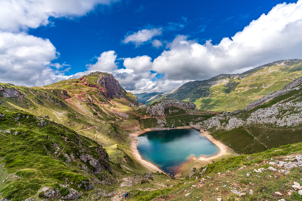⛰ Qué ver en el Norte de España: sitiosdeespana.es/articulo/que-v… 
🚗 10 zonas y rutas imprescindibles.