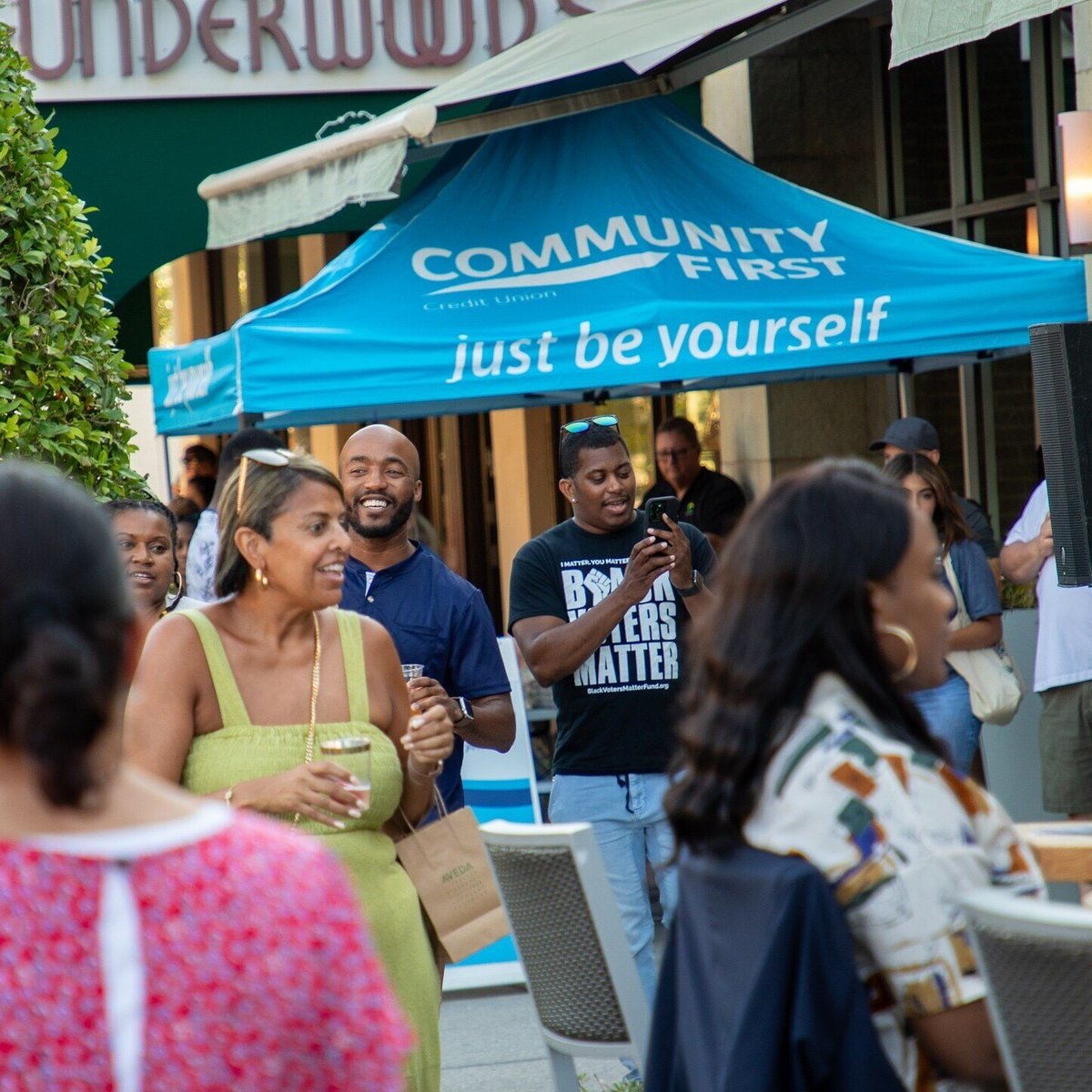 CommFirstCU's tweet photo. โจCalling all music lovers, families, and foodies! Join us tomorrow, 6 - 9:30 p.m. in the Avondale Entertainment District for Amplified Avondale Music and Art Festival!
#Justbeyourself #ThingstodoinJax #Musicfestival #livemusic #Supportlocalart https://t.co/eIAJ5BZUJN