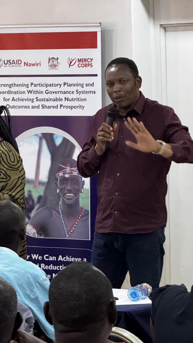 MercyNawiri's tweet photo. USAID Nawiri partnered with Samburu County for a two-day meeting on the Village Council Delineation Act 2015. With 108 village admins and key officials, the event focused on enhancing service delivery through strengthened local governance and Ward Development Planning process. https://t.co/a1hF2O19ZF