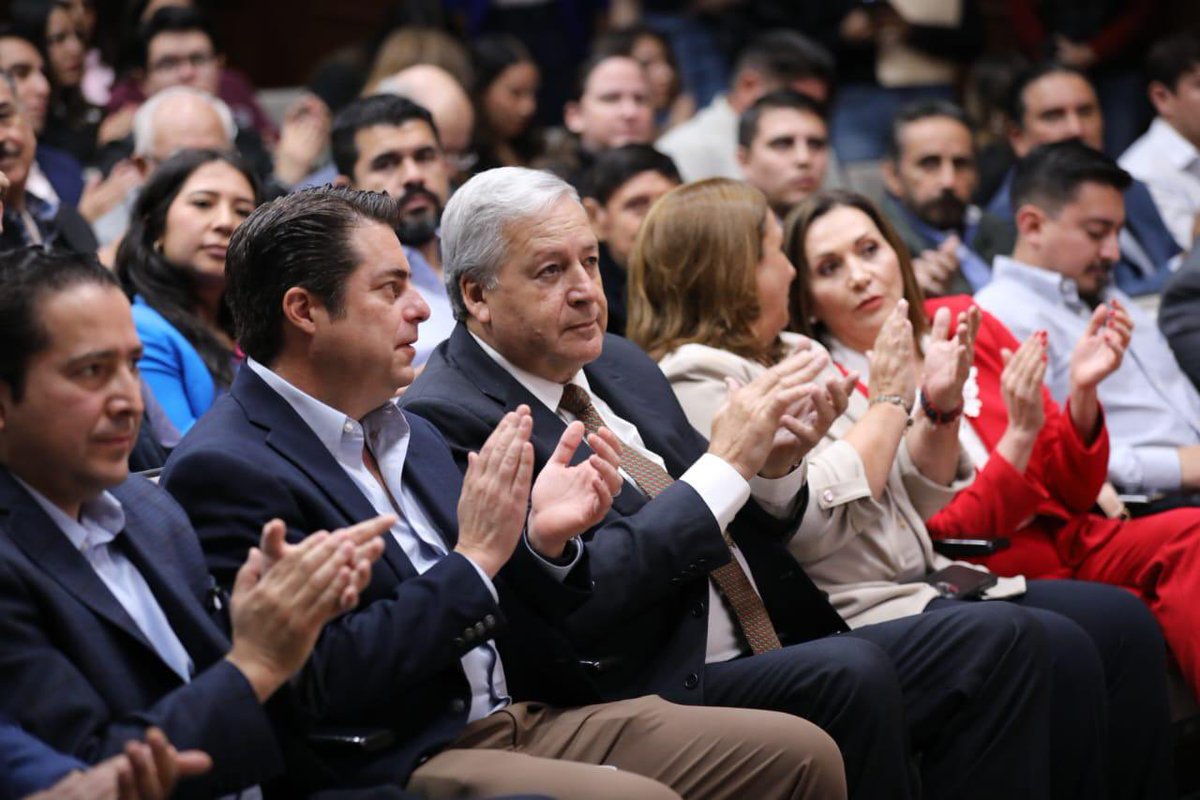 chema_fraustro's tweet photo. Presentamos la App Juventud Saltillo, una herramienta creada pensando en el bienestar y futuro de los jóvenes, para ofrecer mejores oportunidades de vida, académicas y laborales.
Junto al Gobernador @manolojim ofrecemos herramientas y servicios a la juventud. #SaltilloNosUne https://t.co/t5o7sqy7Xx