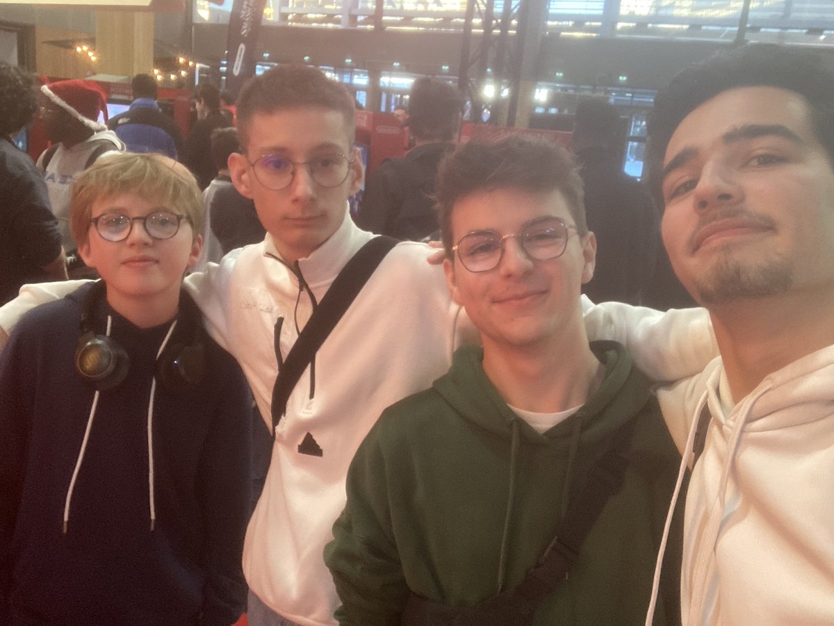 Mr_Xale_'s tweet photo. PGW Day2 Winner tournoi MK🥇
#NintendoPGW https://t.co/ciwnreOrt2